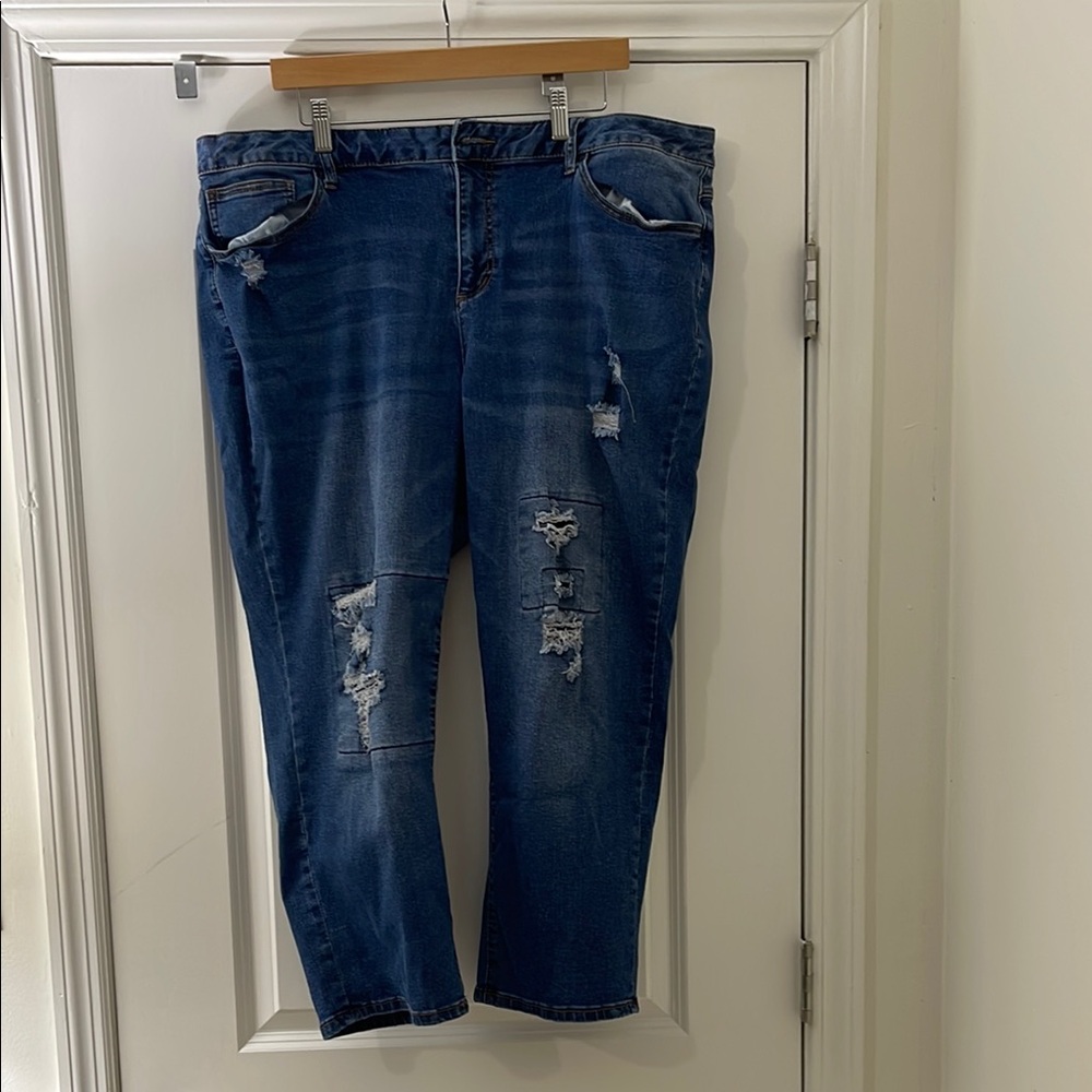 Distressed Blue Cropped Jeans